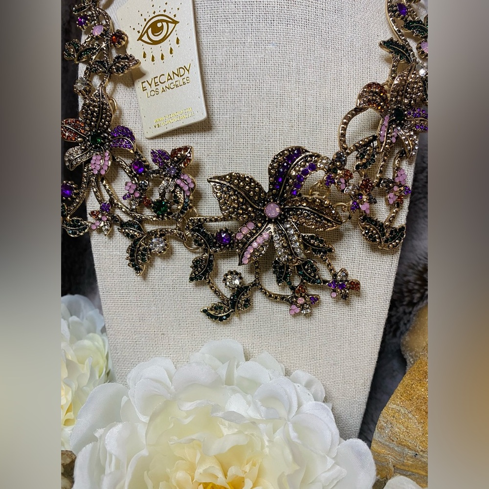 SOLD ! Eye Candy Floral Collar  necklace